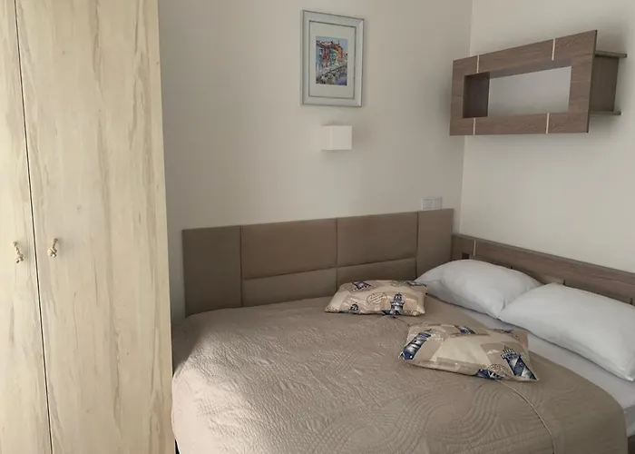 公寓 Private Baltic Cliff 尼彻兹