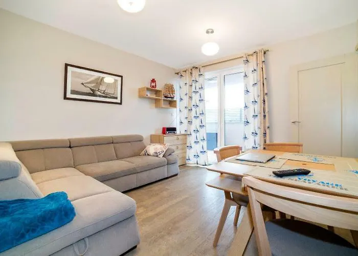 Private Baltic Cliff 公寓