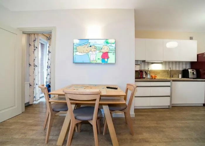 Private Baltic Cliff 公寓